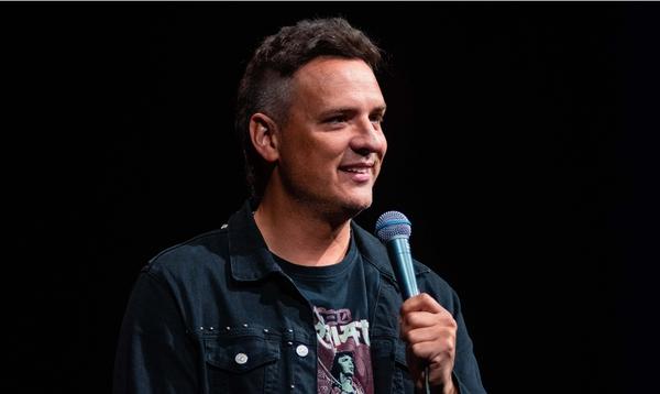 Ezequiel Campa despide la temporada en Mar del Plata con su show "Sí PERO NO"
