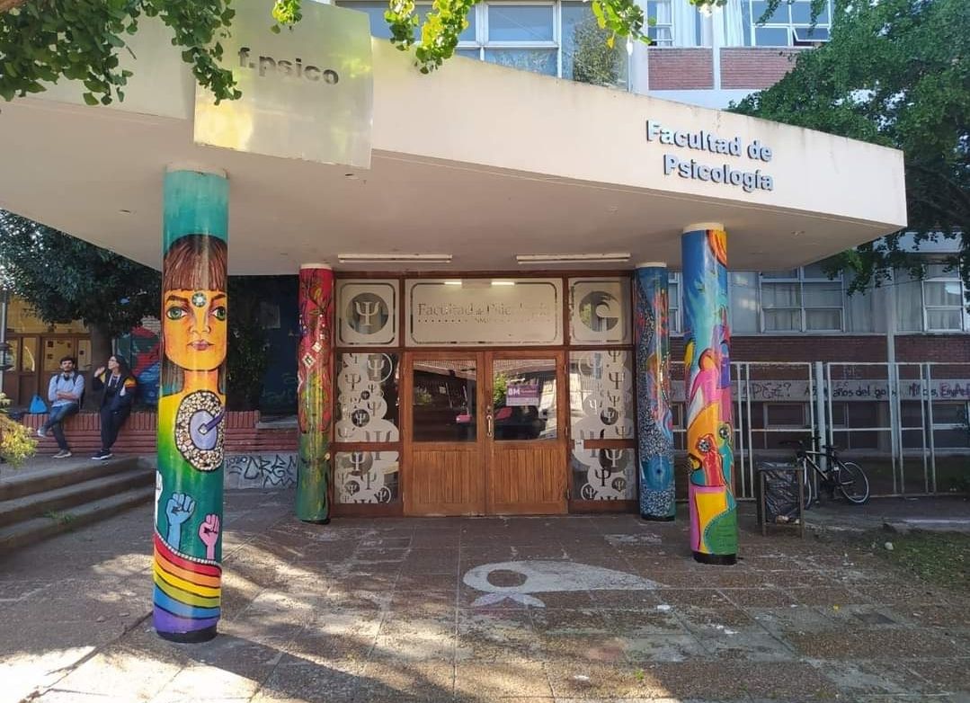 La Facultad de Psicología de la UNMDP denuncia crisis en el Sistema Universitario y Científico Público