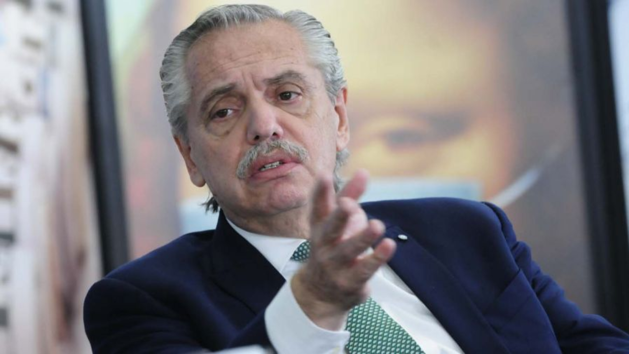 Escándalo por los seguros: la Justicia ordenó la inhibición de bienes de Alberto Fernández