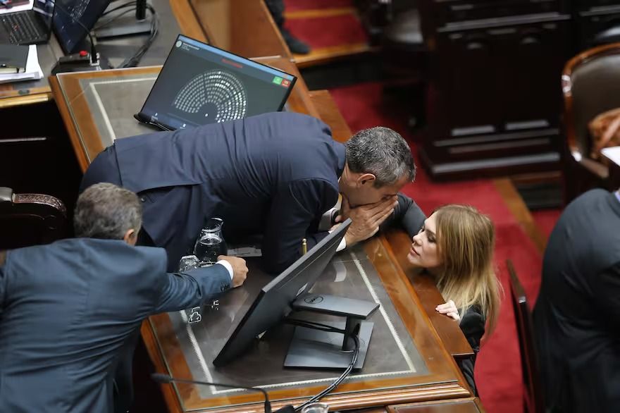  El oficialismo logró quorum y se esperan más de 30 horas de debate en diputados