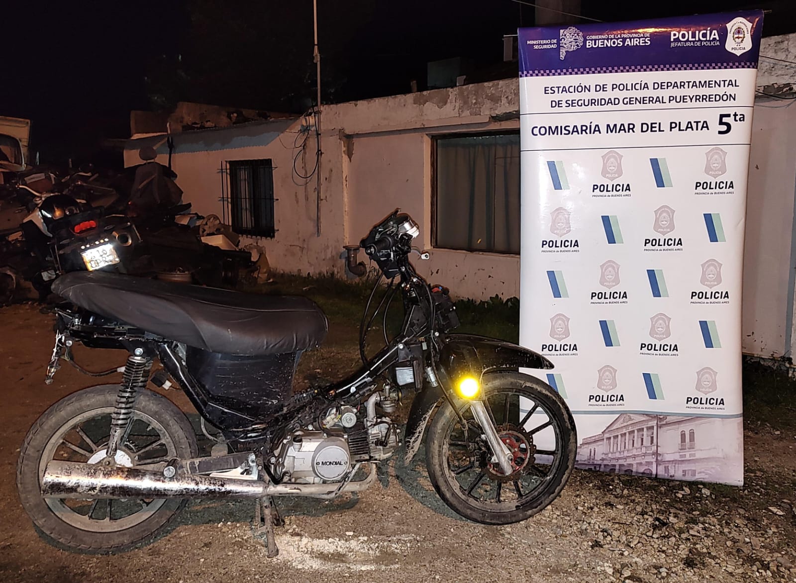 Circulaba con una moto que tenía pedido de secuestro: fue detenido 