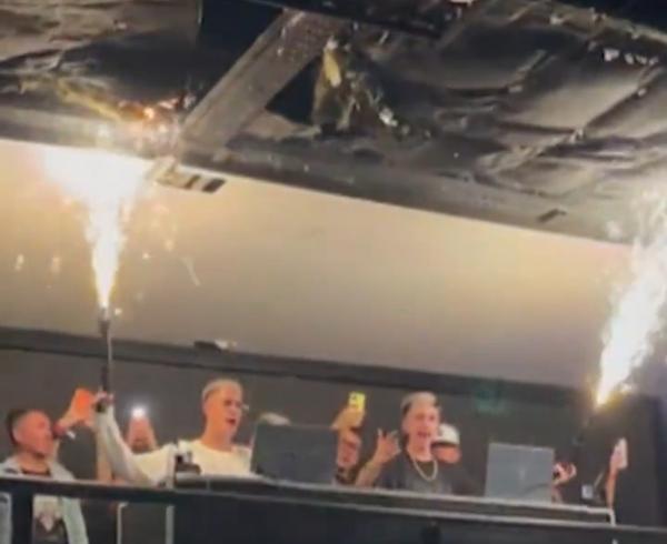 VIDEO: Un DJ encendió una bengala y provocó un pequeño incendio en el techo