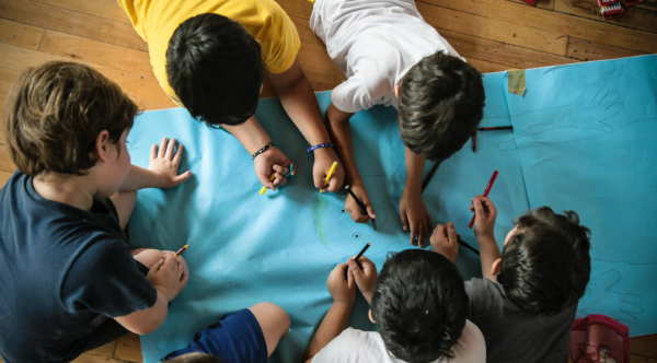 Mar del Plata recibirá el primer Congreso Internacional “Abrazando Infancias y Adolescencias”