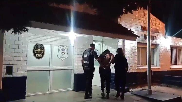 ASALTARON CON UNA FACA TUMBERA  A UN TAXISTA EN EL BARRIO JURAMENTO  