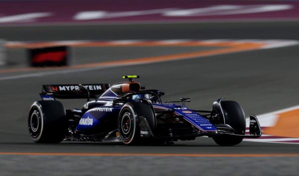 Colapinto avanzó dos posiciones: finalizó en el puesto 18 en la carrera Sprint del GP de Qatar