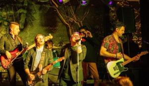 Out of Control vuelve a Chauvin con clásicos de los Stones y nuevas canciones de “Foreign Tongues”