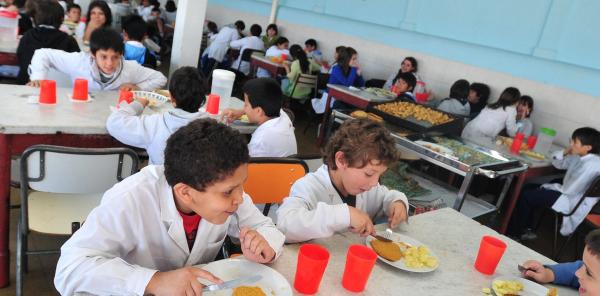 Provincia mejoró los equipos de cocinas en más de 50 escuelas de Mar del Plata