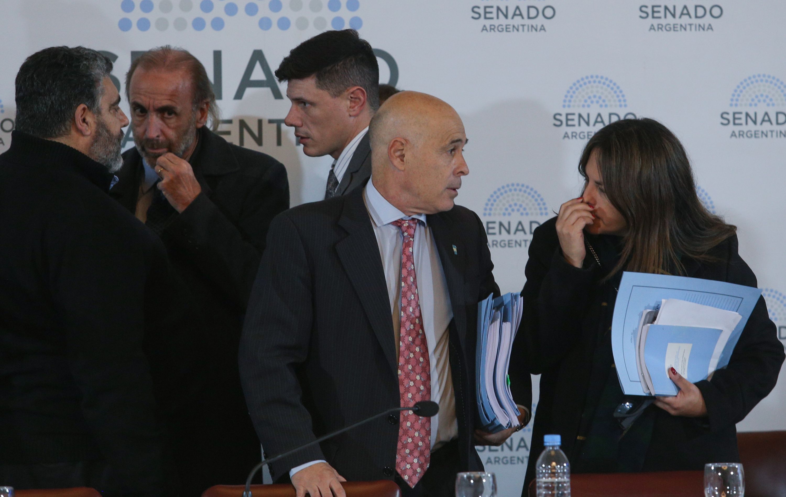El oficialismo consiguió las firmas necesarias para movilizar la Ley Bases en el Senado