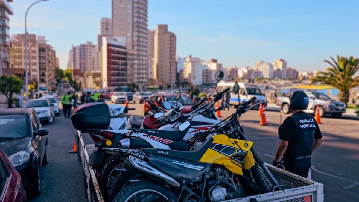 Controles en Mar del Plata: 171 actas labradas y 105 motos secuestradas en una semana