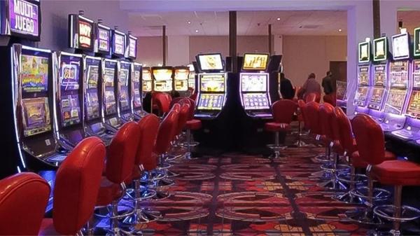 Crisis en el Casino Uthgra Sasso: cierre indefinido por falta de pagos