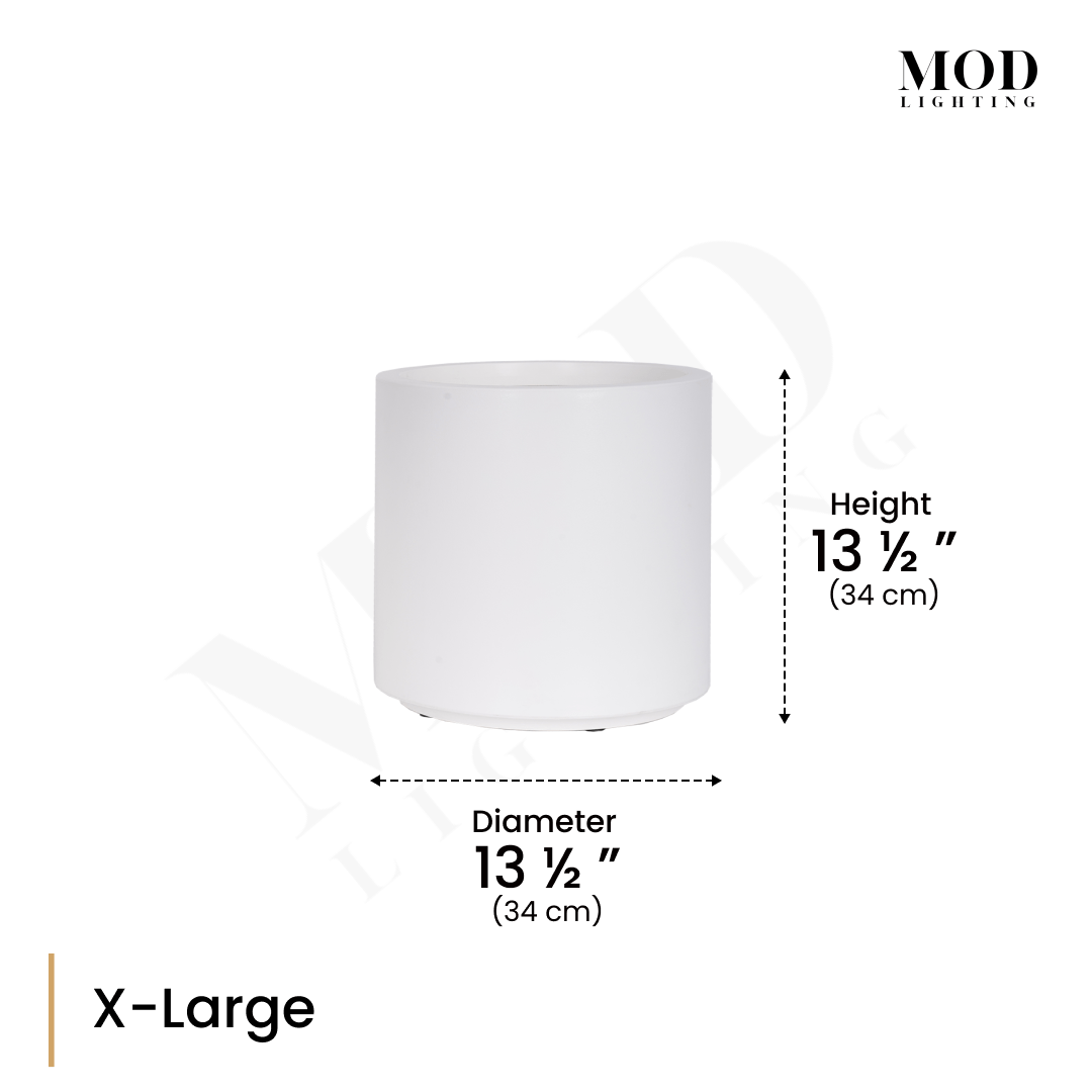 Plant Pot, x-large white matte cylindrical planter, dimension diagram: 13.5 in height, 13.5 in diameter
