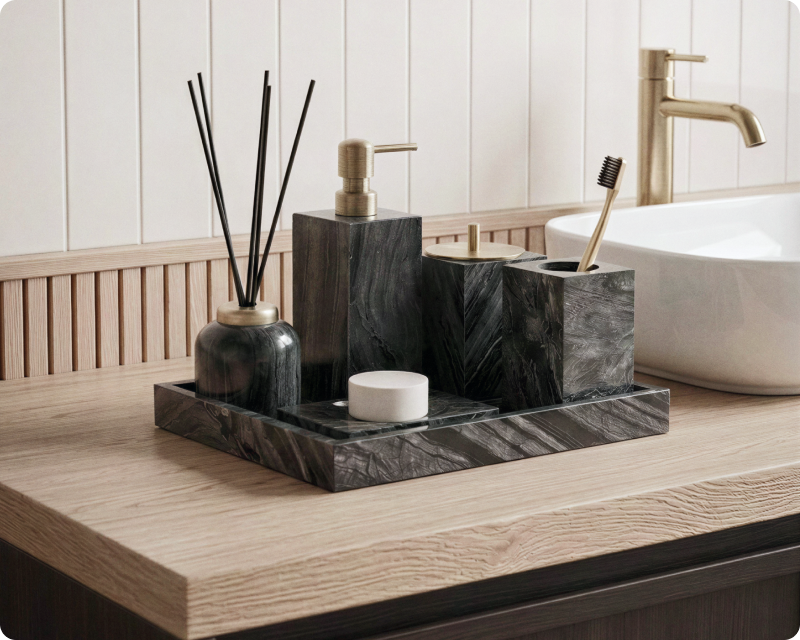 Bath set and tissue box in travertine