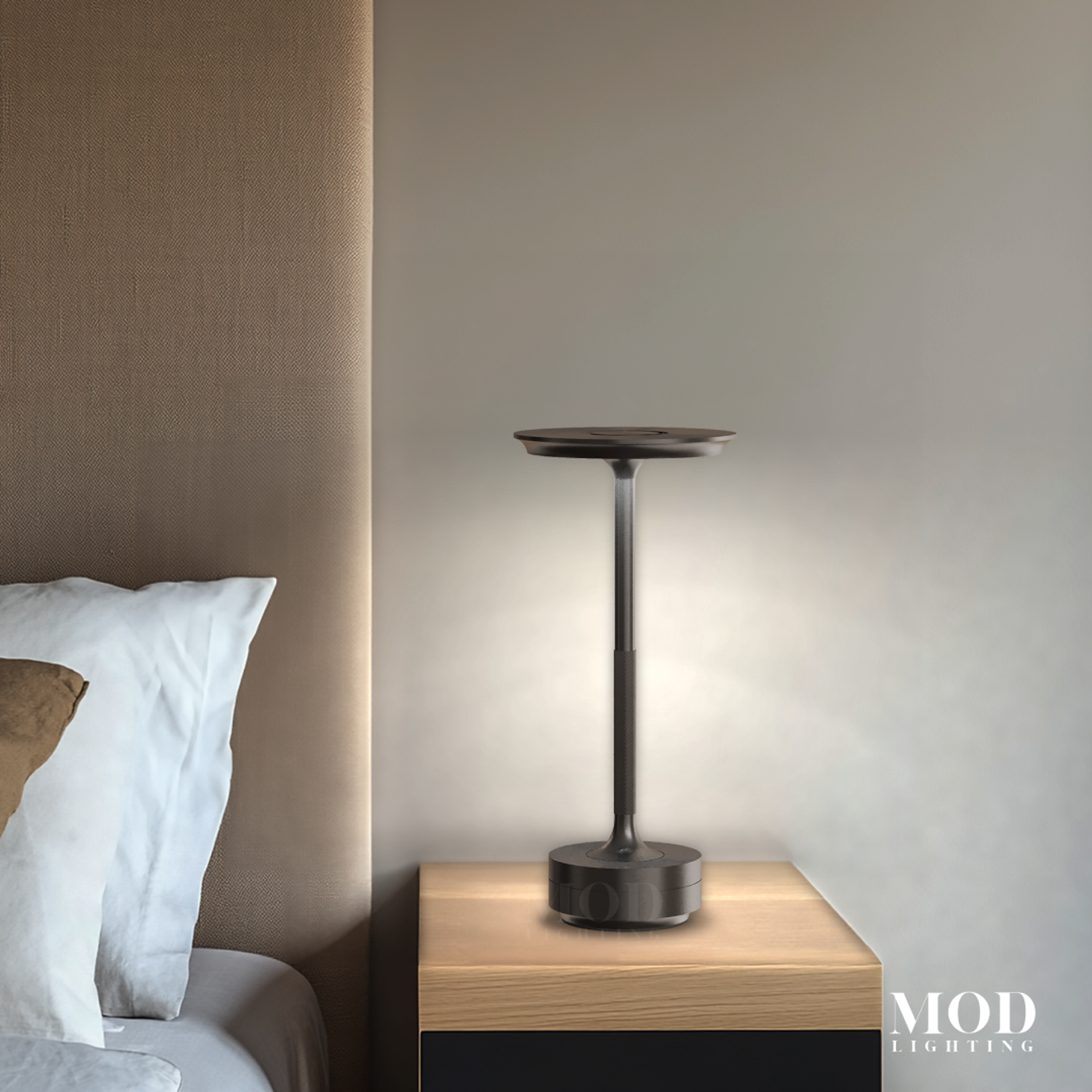 Aris Rechargeable Table Lamp