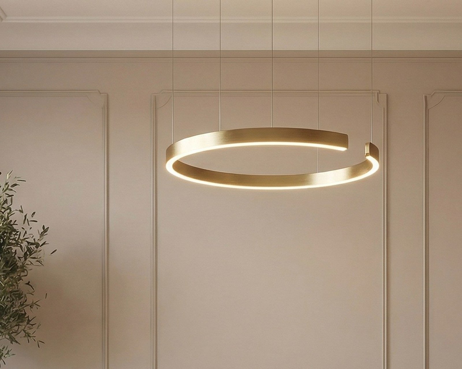 Ring chandelier over a dining table