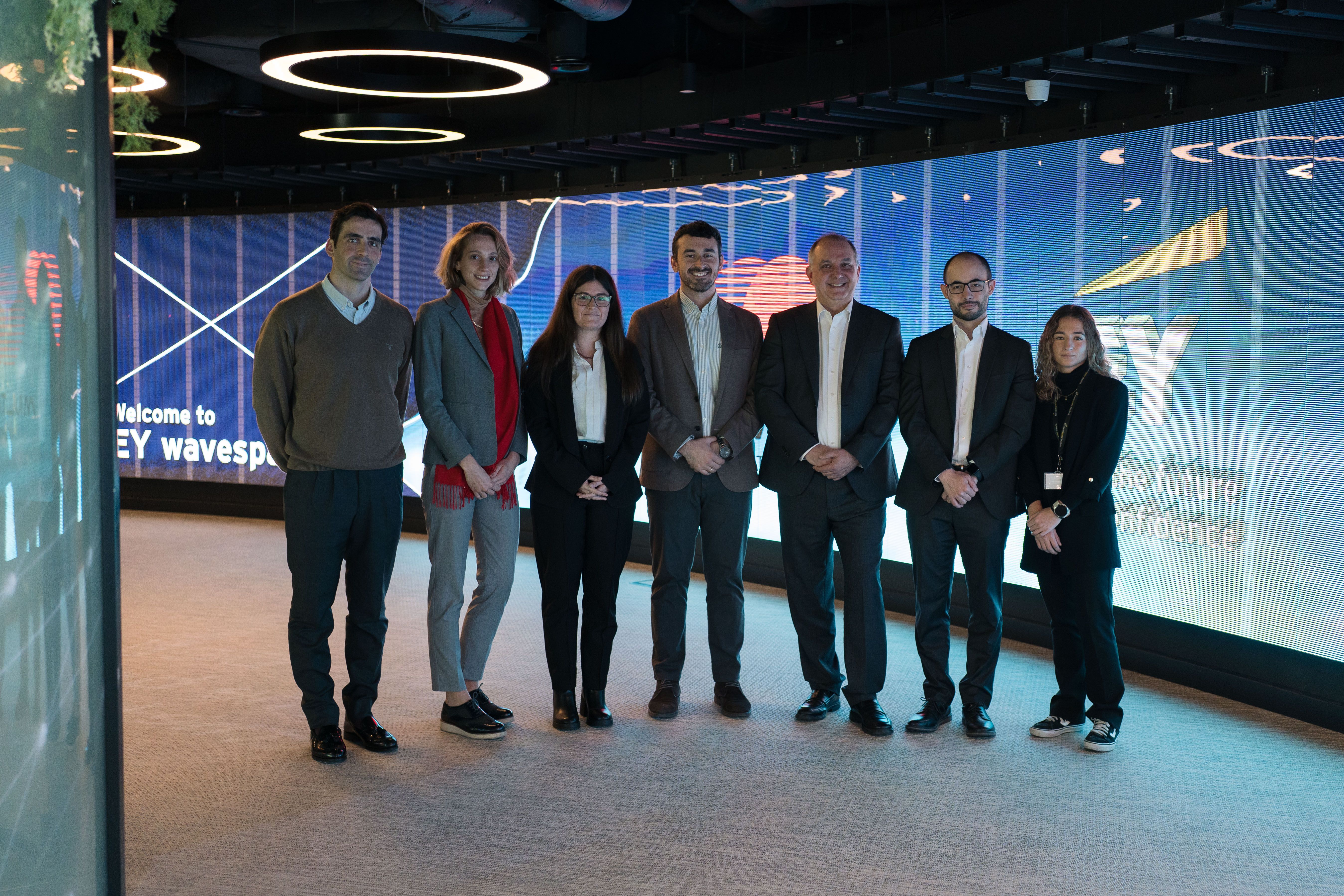 EY and Multiverse Computing Announce Collaboration to Enable Scalable ...