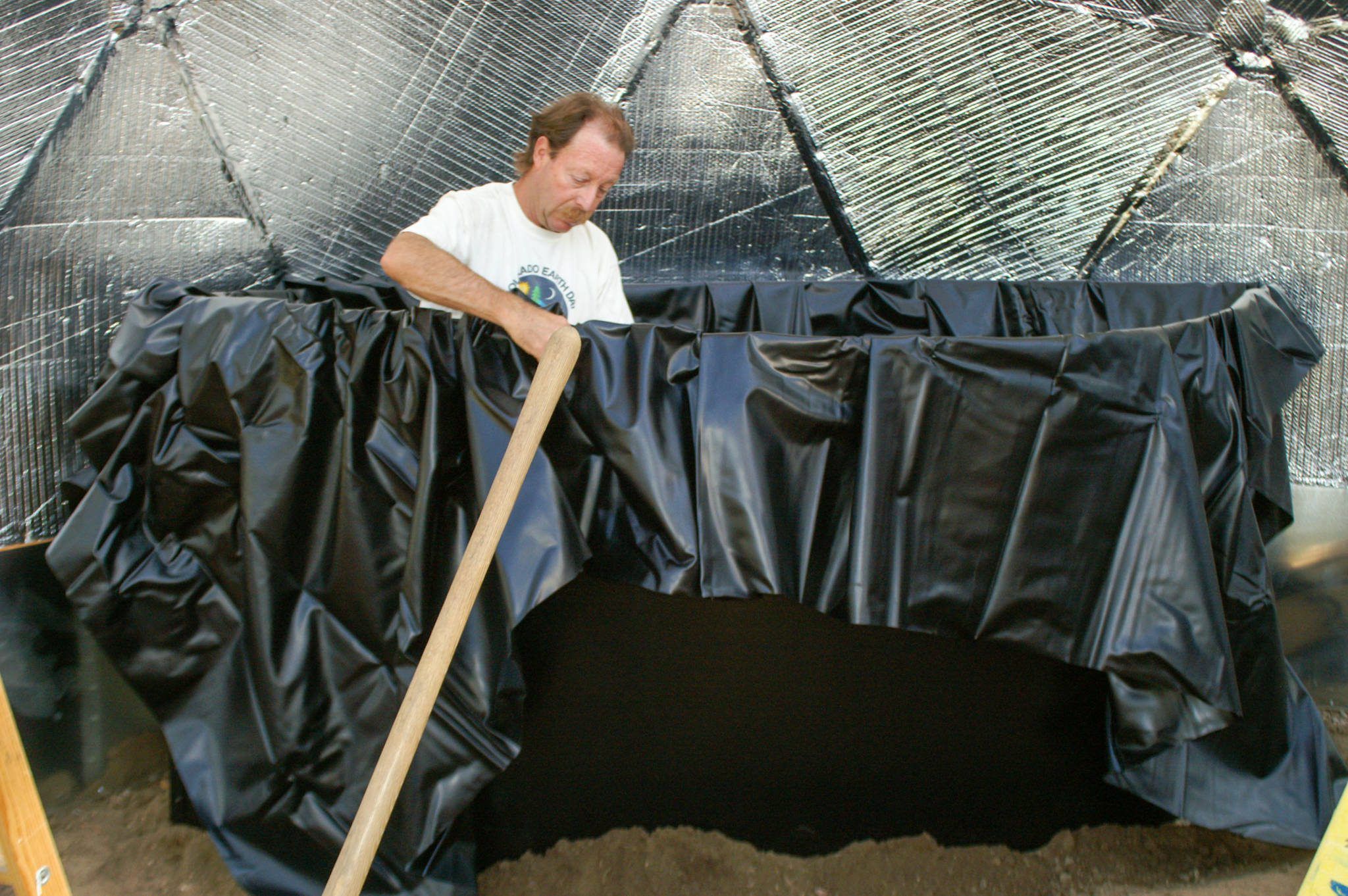 installing the pond liner