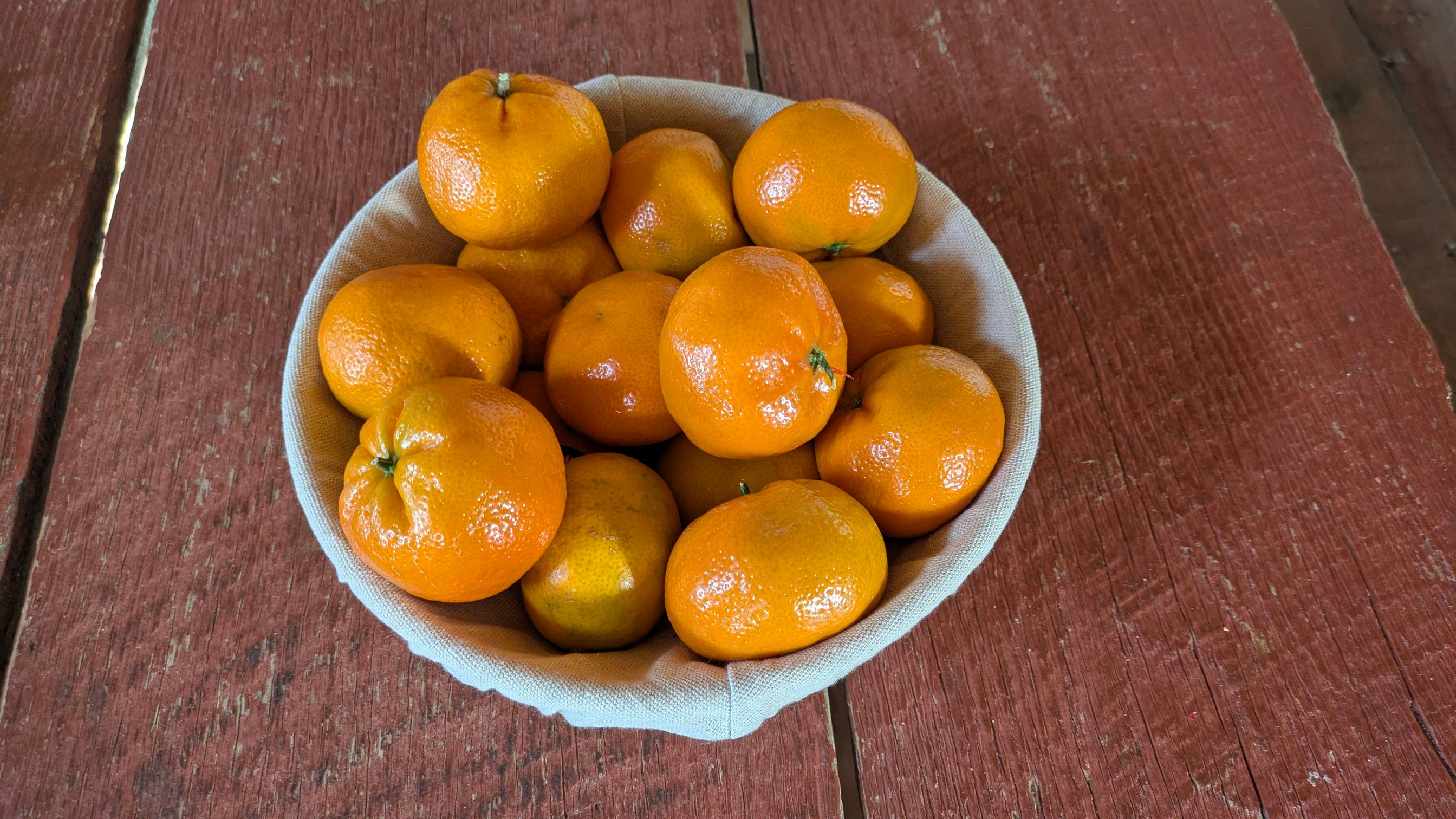 bowl of mandarin oranges