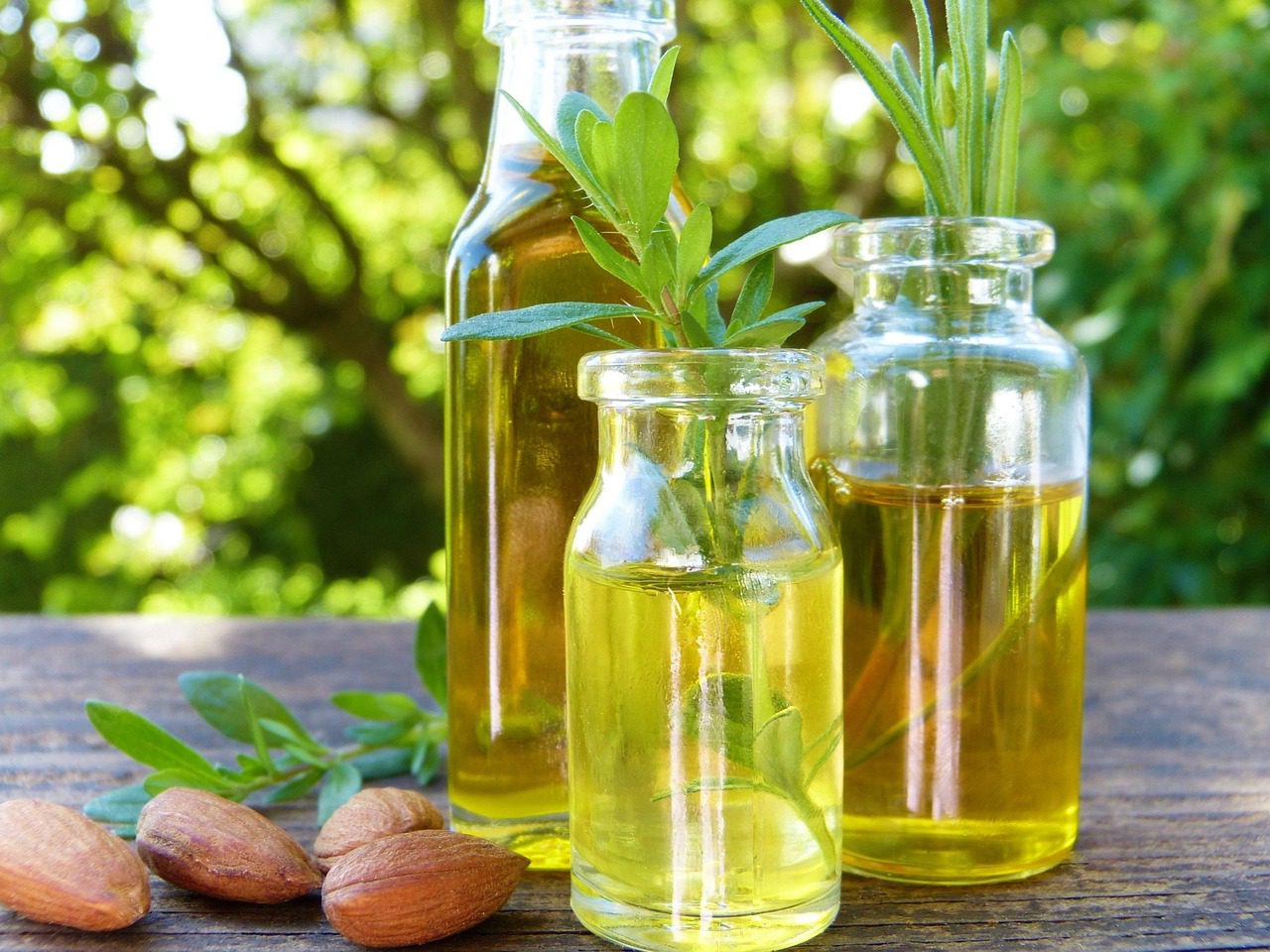 essential oils Pixaby photo