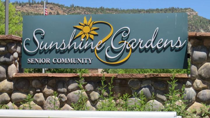 Sunshine Gardens sign