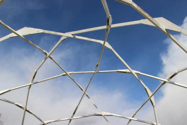 Windstart geodesic biodome basketweave design