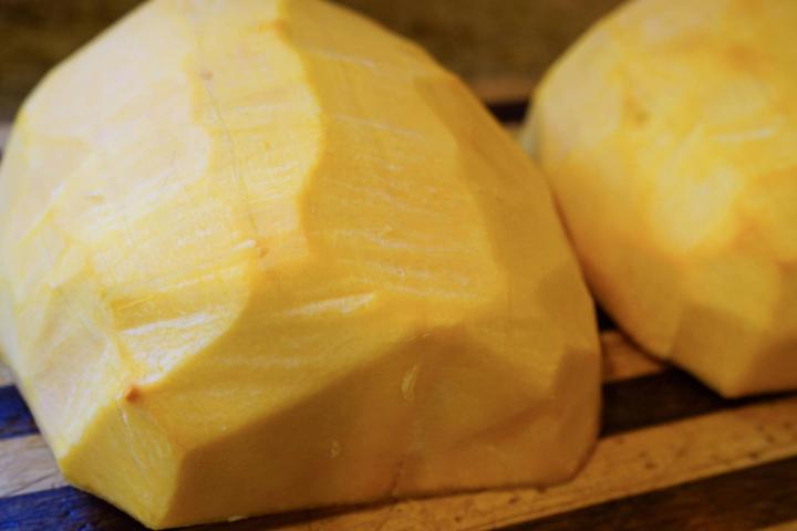 peeled pumpkin