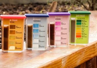 simple soil test kit for testing your soil