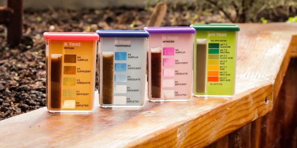 simple soil test kit for testing your soil