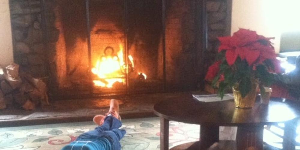 FireplaceSeasonsGreetings