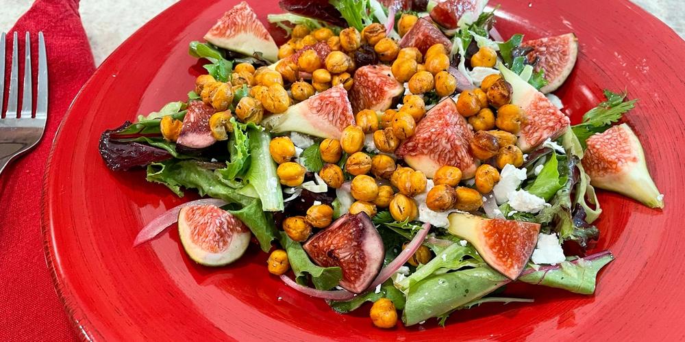 fig goat cheese chickpea sala