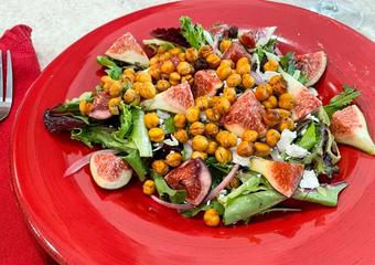fig goat cheese chickpea sala