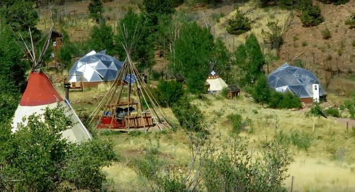 off grid greenhouses