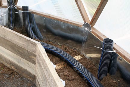 climate battery for sustainable greenhouse