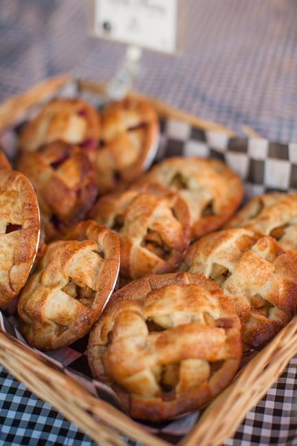 fresh apple hand pies