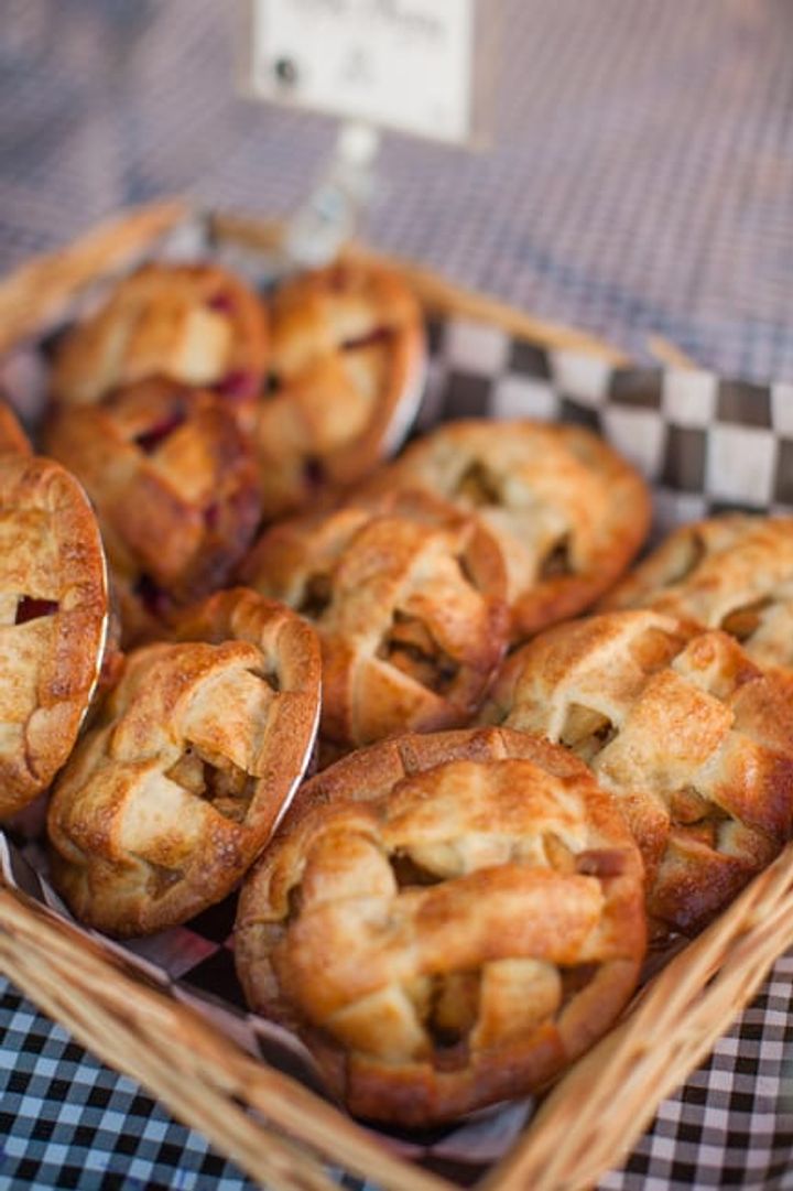 fresh apple hand pies