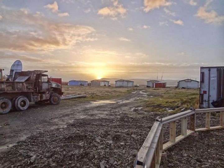 greenhouse foundation wall during sunset