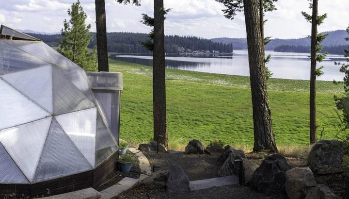 Mild climates (Pacific Northwest, Coastal California) The most forgiving climate for the dome. Year-round growing without active equipment is straightforward. Cool-season crops thrive through winter with the dome's modest temperature uplift; warm-season crops in their natural season.