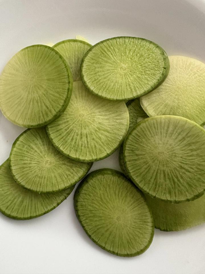 sliced wasabi radish
