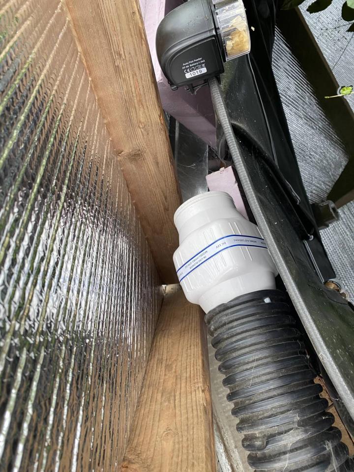 125 CFM bilge fan behind tank