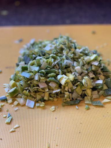 chopping leeks