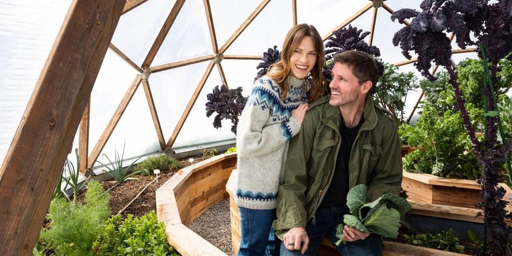 Hillary_Swank_AD_Greenhoue_Dome
