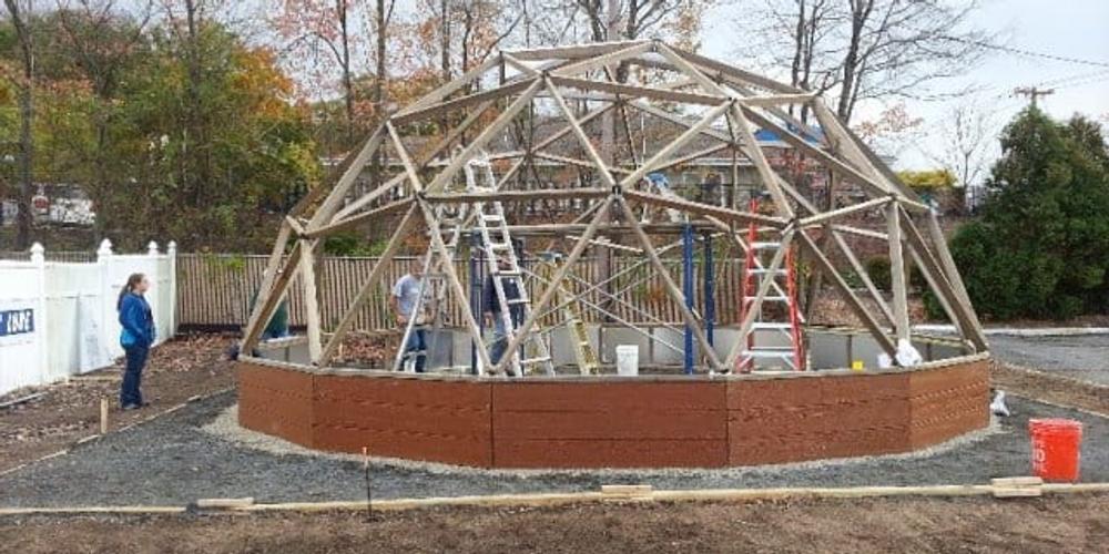 Growing Spaces Grant Winner Eva’s Village Gets Growing image