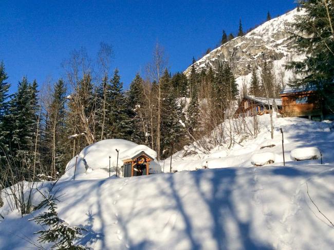 26 foot Growing dome under Alaskan snow