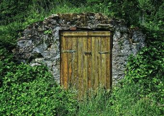 basement-3112377_1280