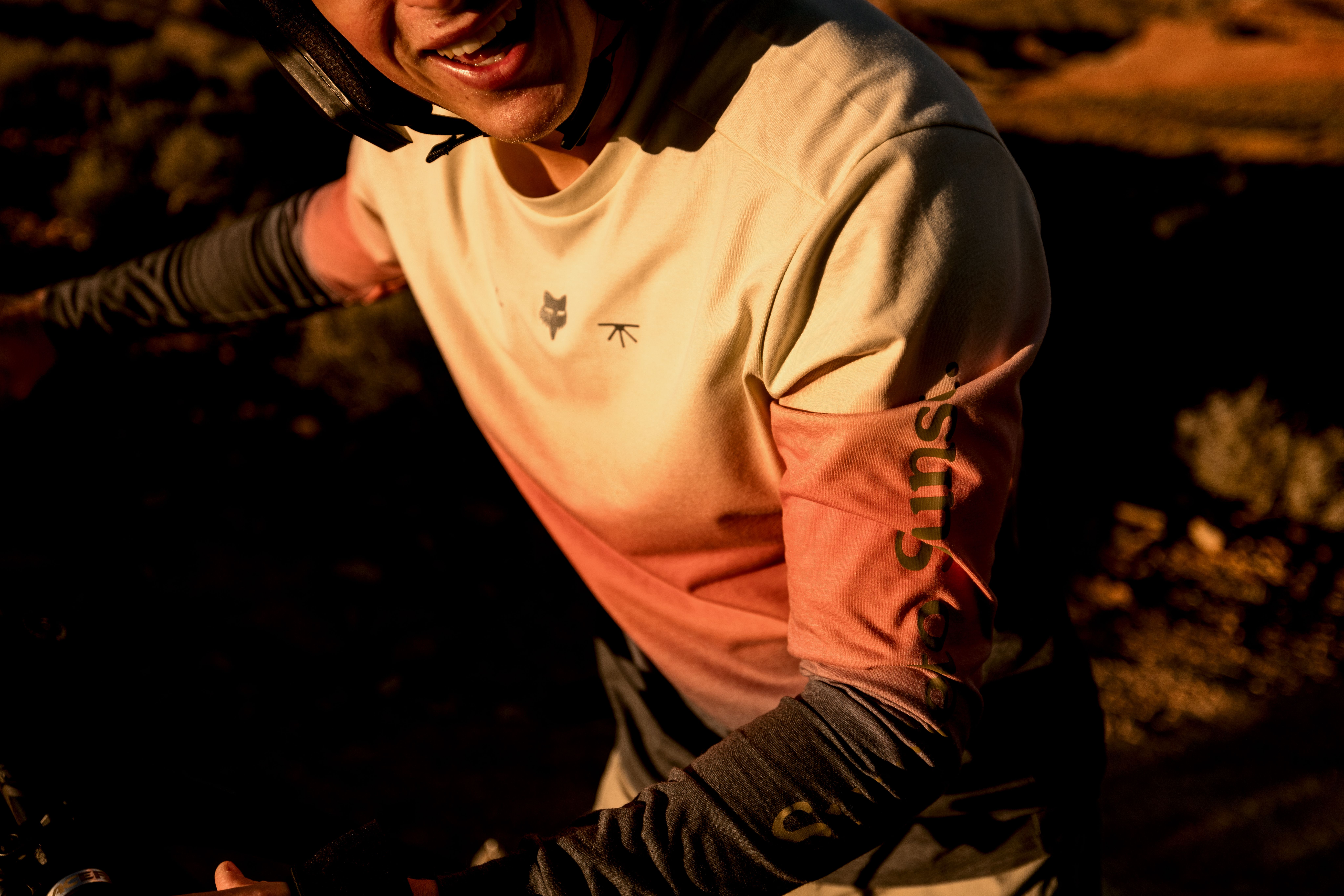 Fox Lunar 2023 jersey