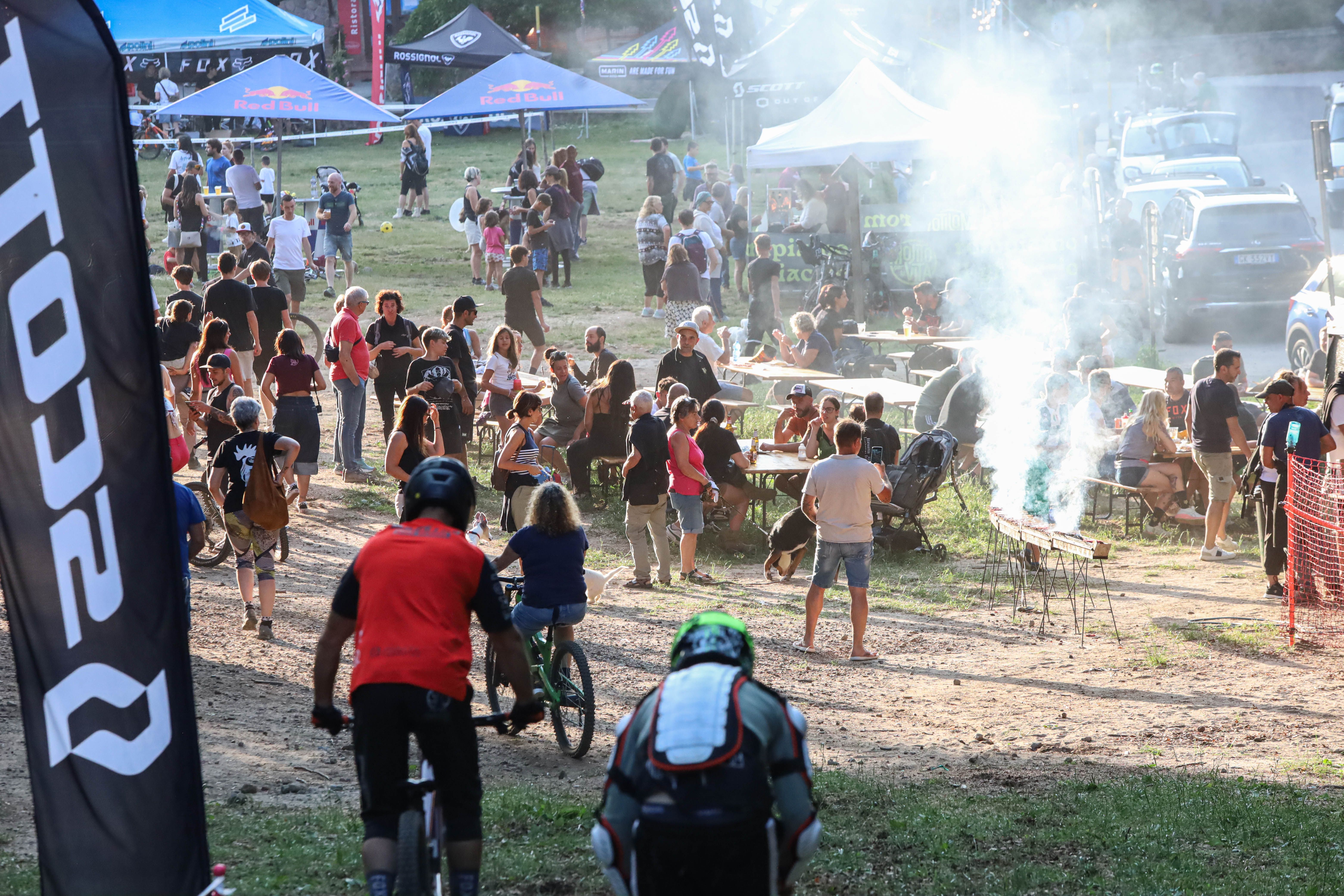 persone al bike fest