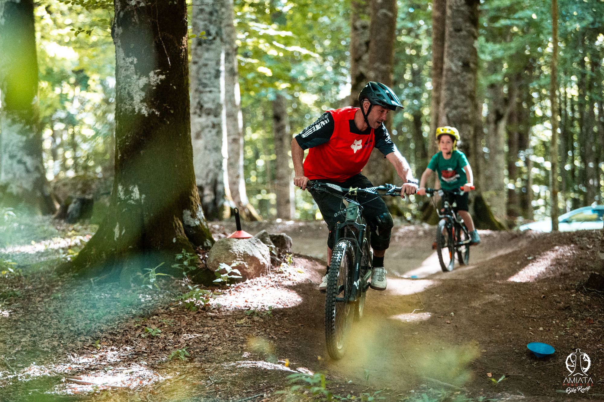 maestro mountain bike e bambino 