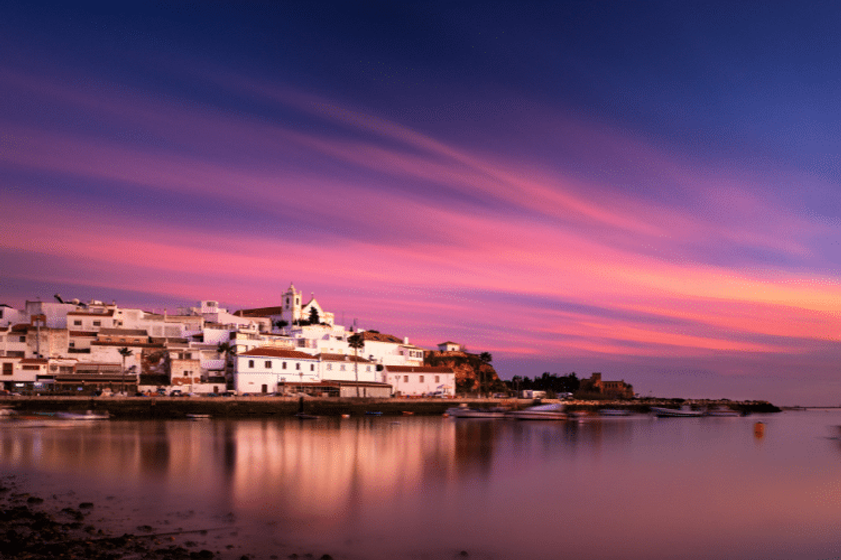 lagoa-algarve-is-a-beautiful-place-to-live