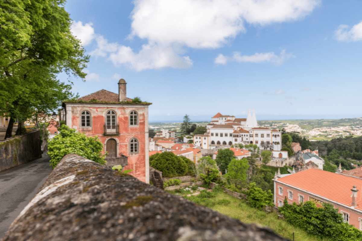 visiting-property-in-sintra