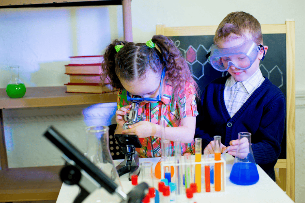 science-experiments-in-international-schools-in-the-algarve