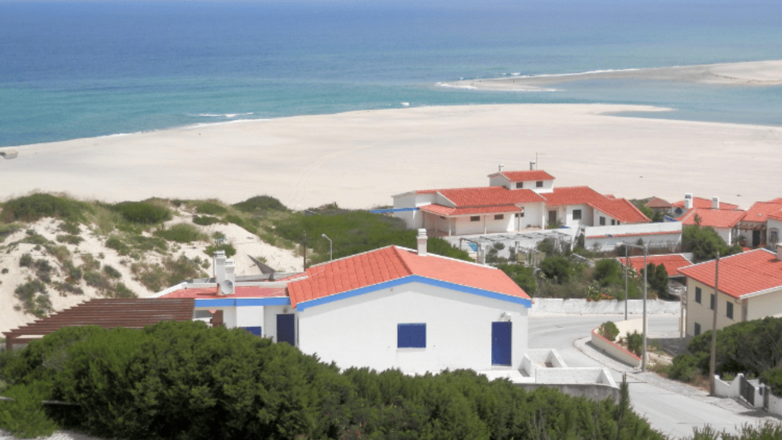 pros-and-cons-of-moving-to-the-silver-coast